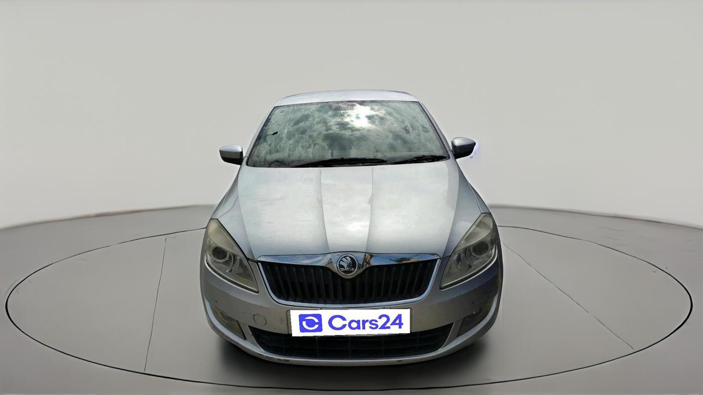2014 Skoda Rapid ELEGANCE 1.6 MPI MT, Petrol, Manual, 76,079 km, exterior