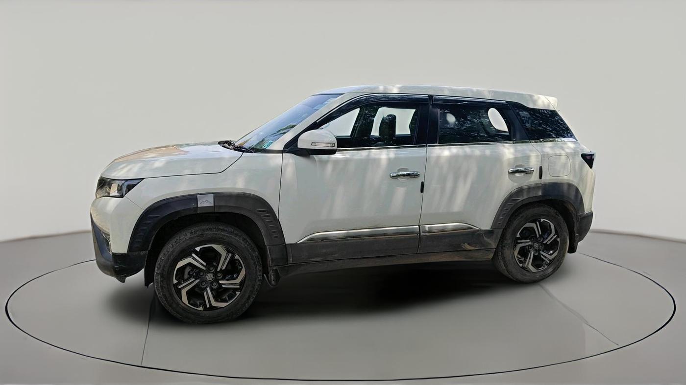 2025 Maruti BREZZA LXI, CNG, Manual, 15,929 km, exterior