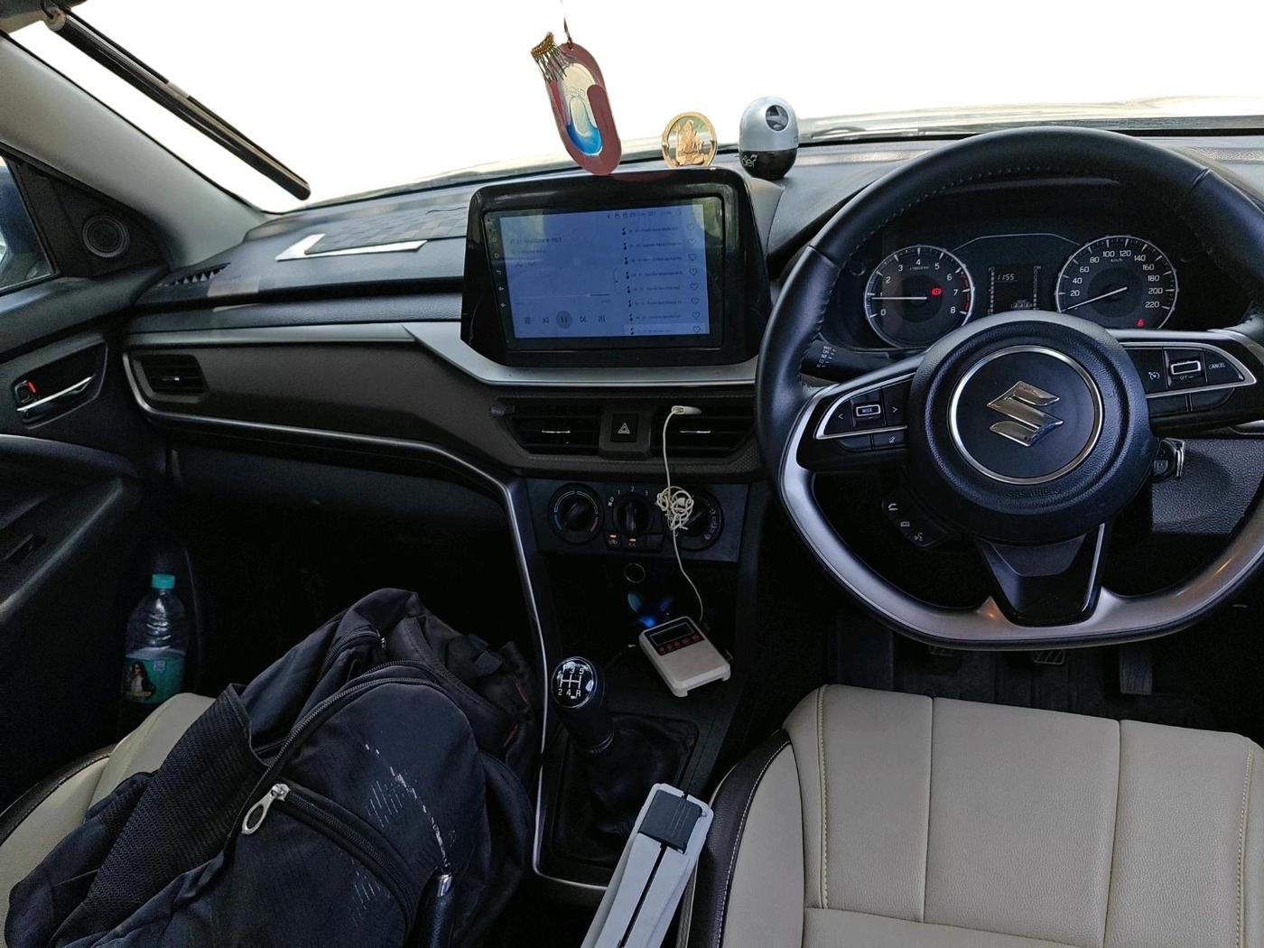 2025 Maruti BREZZA LXI, CNG, Manual, 15,929 km, interior