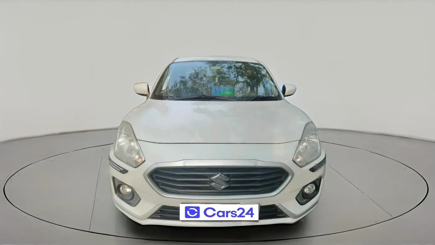 2018 Maruti Dzire LXI, CNG, Manual, 1,82,401 km, exterior