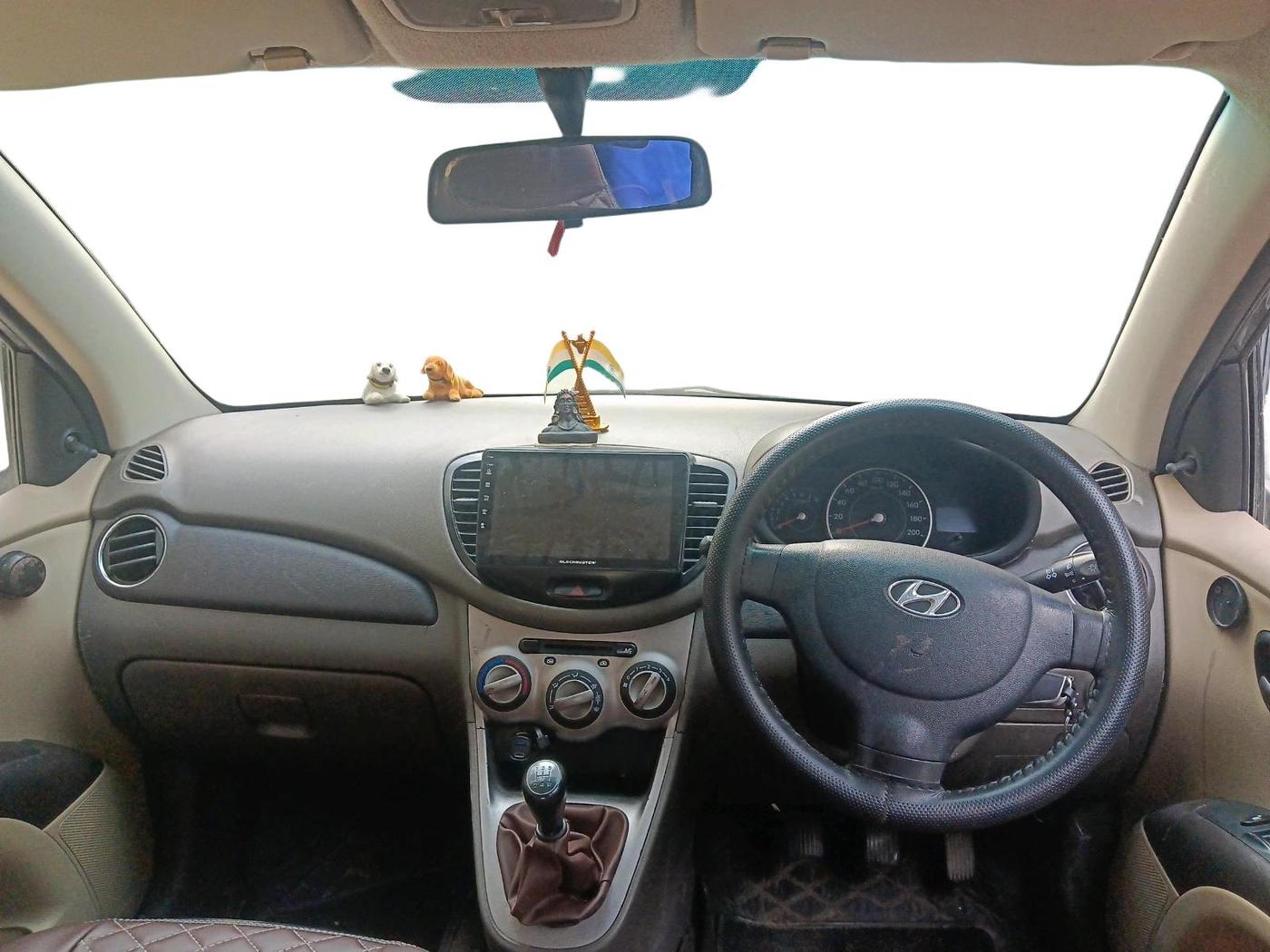 2015 Hyundai i10 MAGNA 1.1, Petrol, Manual, 62,698 km, interior