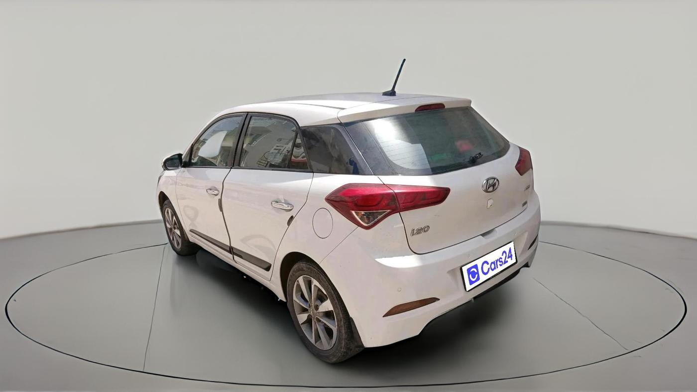 2016 Hyundai Elite i20 ASTA 1.4 CRDI (O), Diesel, Manual, 1,30,704 km, exterior