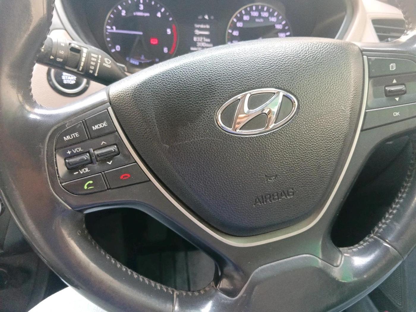 2016 Hyundai Elite i20 ASTA 1.4 CRDI (O), Diesel, Manual, 1,30,704 km, interior