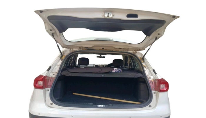 2022 Maruti BREZZA LXI, Petrol, Manual, 20,102 km, exterior