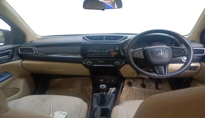 2018 Honda Amaze 1.2L I-VTEC V, Petrol, Manual, 70,490 km, interior