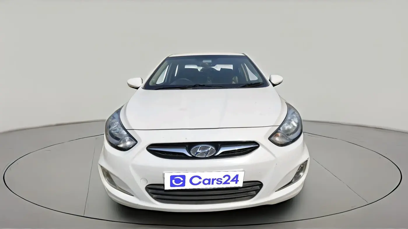 2014 Hyundai Verna FLUIDIC 1.6 VTVT SX, Petrol, Manual, 70,645 km, exterior