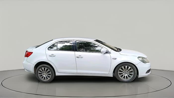 2011 Maruti Kizashi 2.4L MT, Petrol, Manual, 62,034 km, exterior