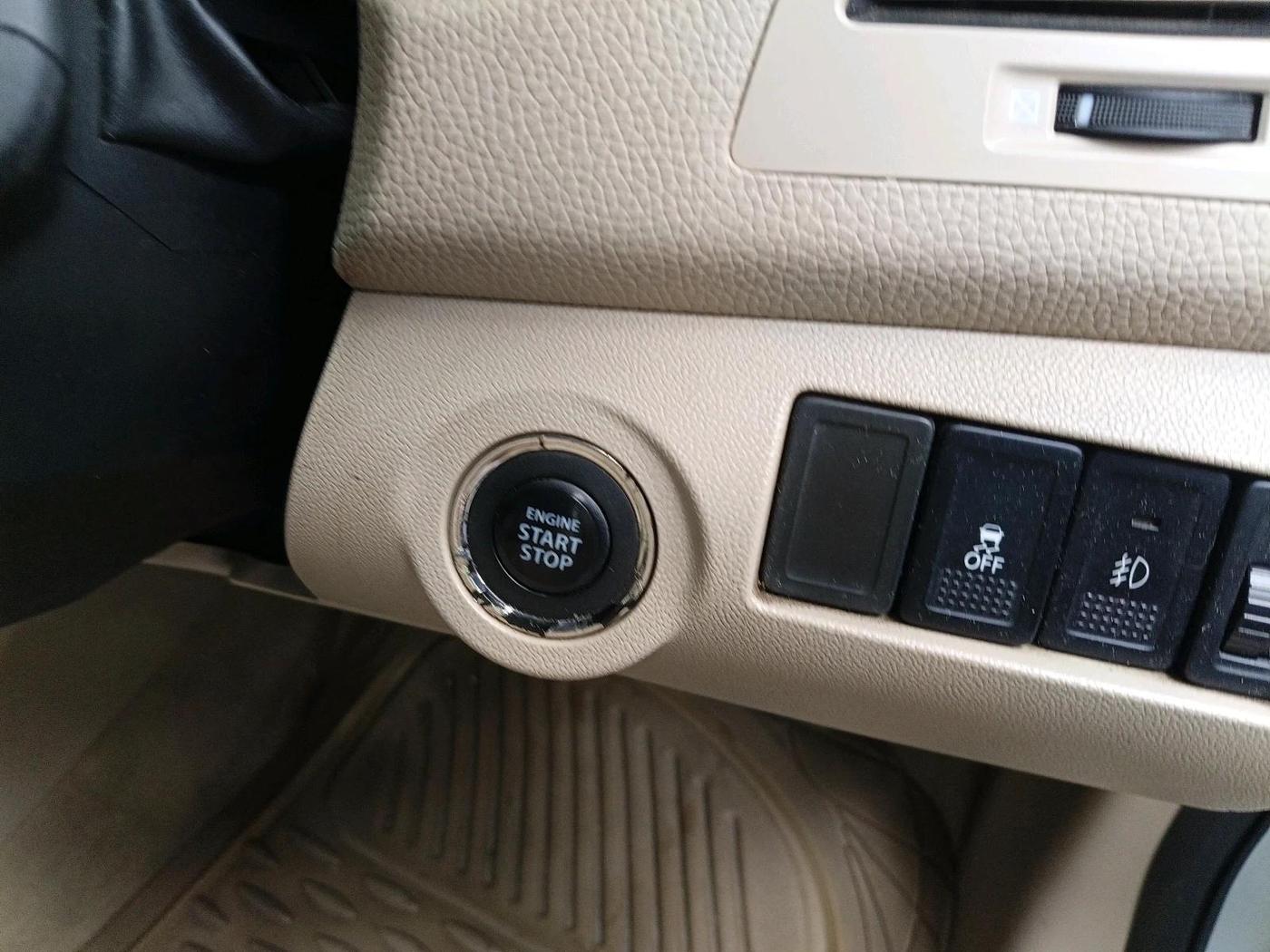2011 Maruti Kizashi 2.4L MT, Petrol, Manual, 62,034 km, interior
