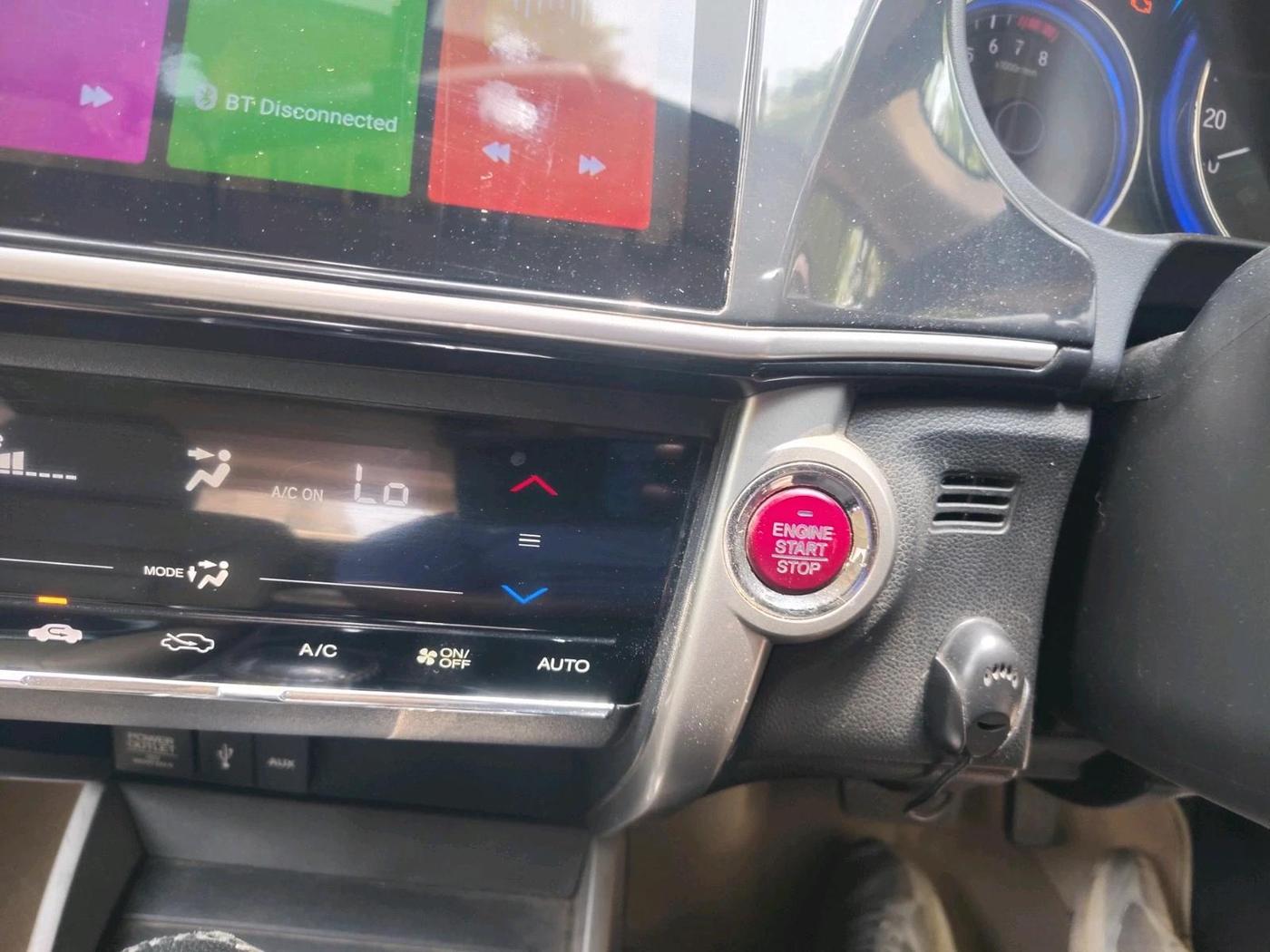 2016 Honda City 1.5L I-VTEC VX, CNG, Manual, 1,03,918 km, interior