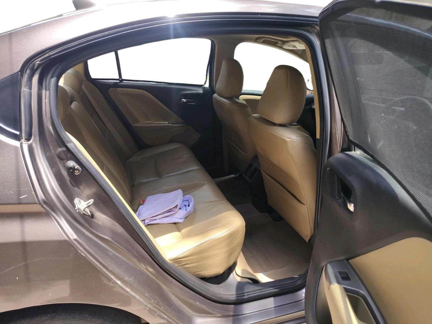 2016 Honda City 1.5L I-VTEC VX, CNG, Manual, 1,03,918 km, interior