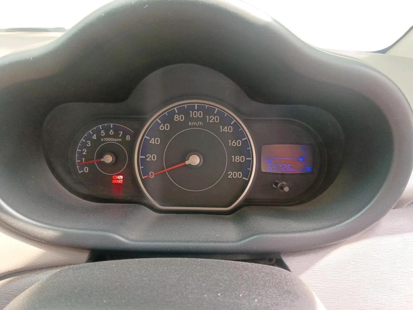 2011 Hyundai i10 MAGNA 1.2, Petrol, Manual, 63,726 km, interior