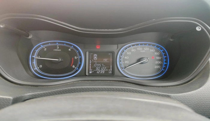 2017 Maruti Vitara Brezza ZDI PLUS, Diesel, Manual, 90,122 km, interior