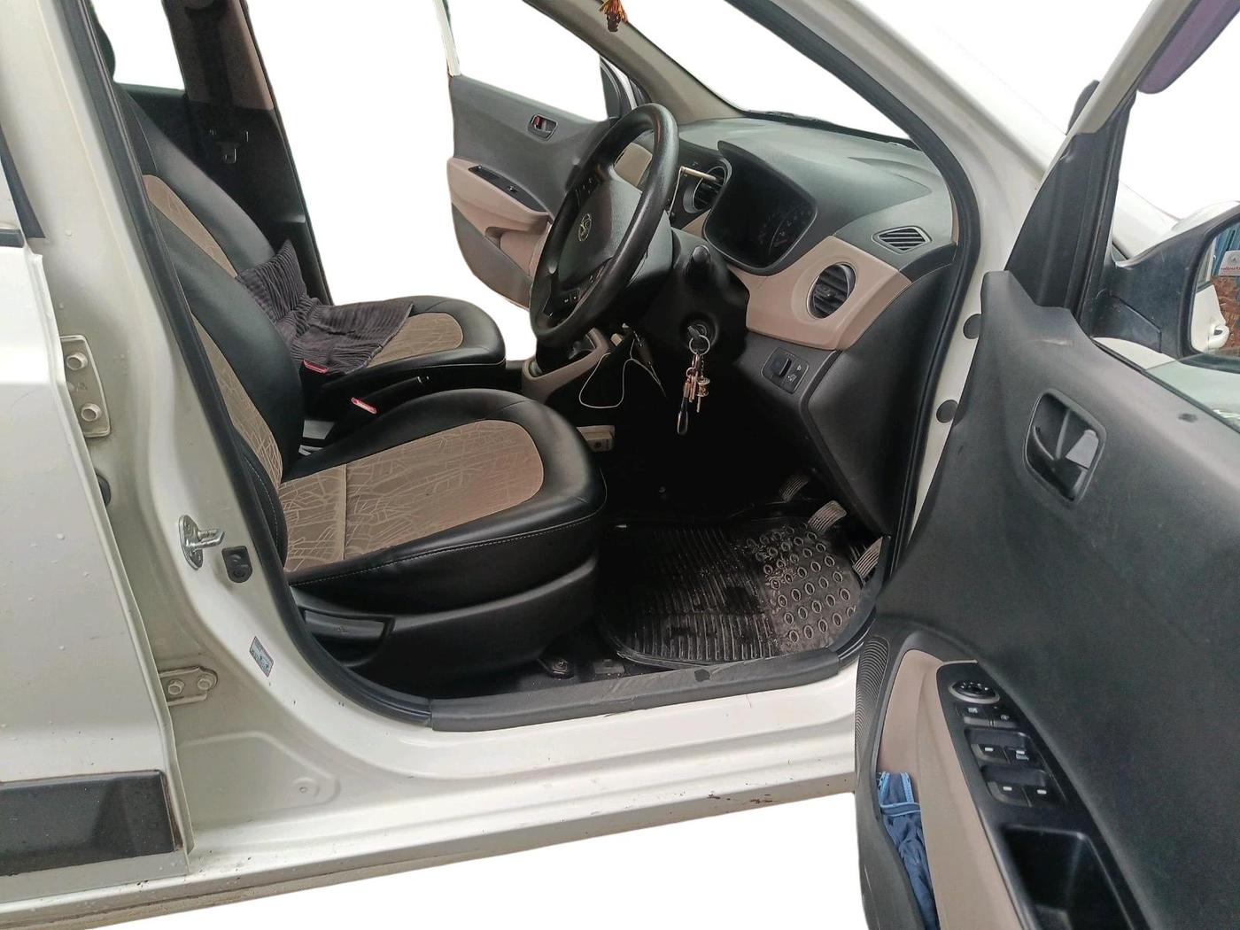 2018 Hyundai Grand i10 MAGNA 1.2 KAPPA VTVT, CNG, Manual, 53,599 km, interior