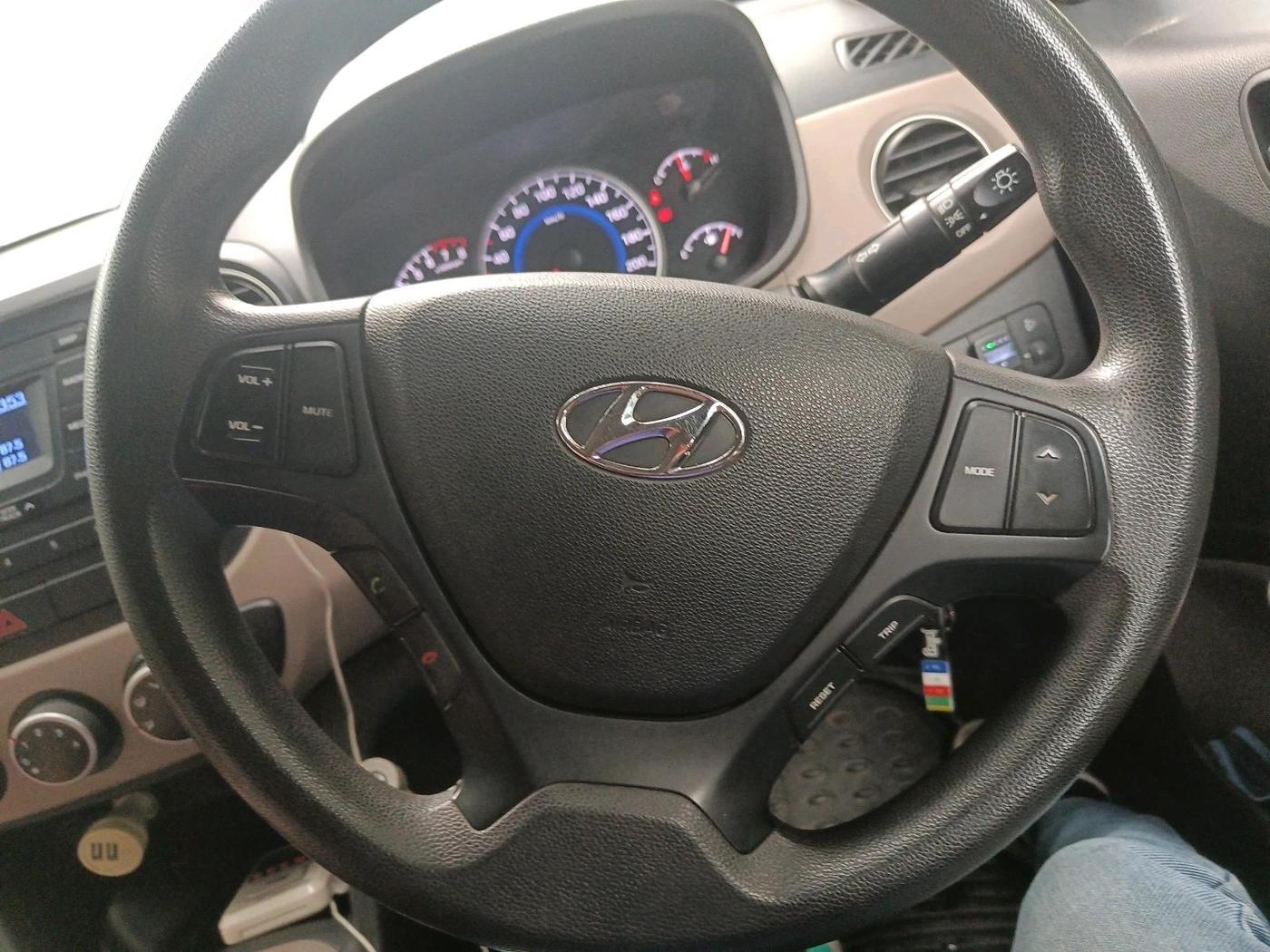 2018 Hyundai Grand i10 MAGNA 1.2 KAPPA VTVT, CNG, Manual, 53,599 km, interior