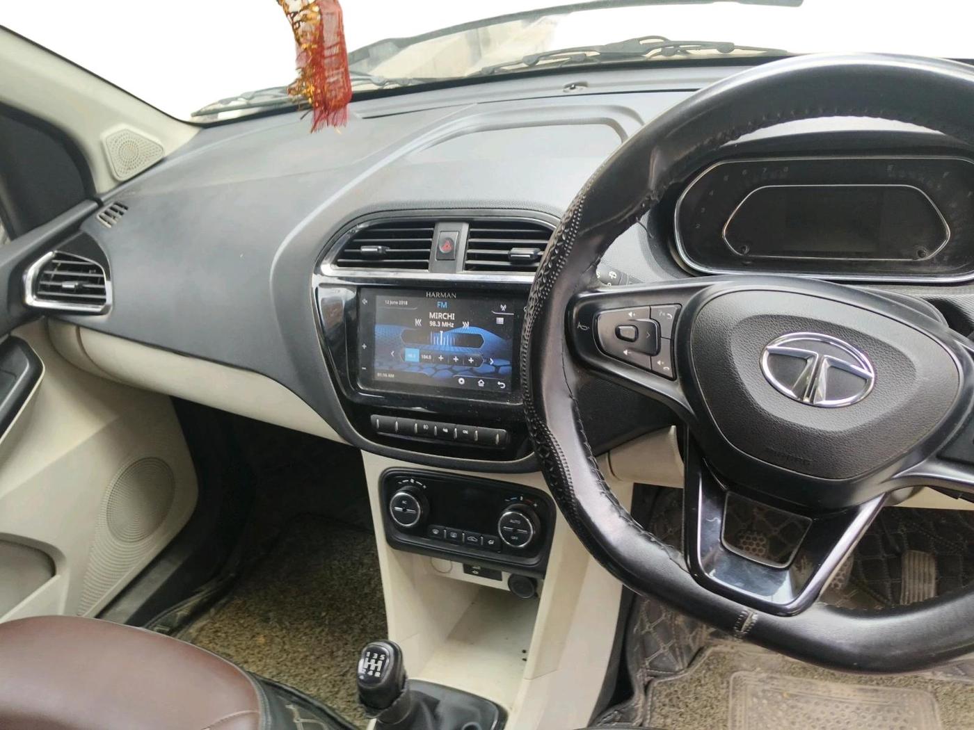 2023 Tata Tiago XZ PLUS CNG, CNG, Manual, 48,992 km, interior