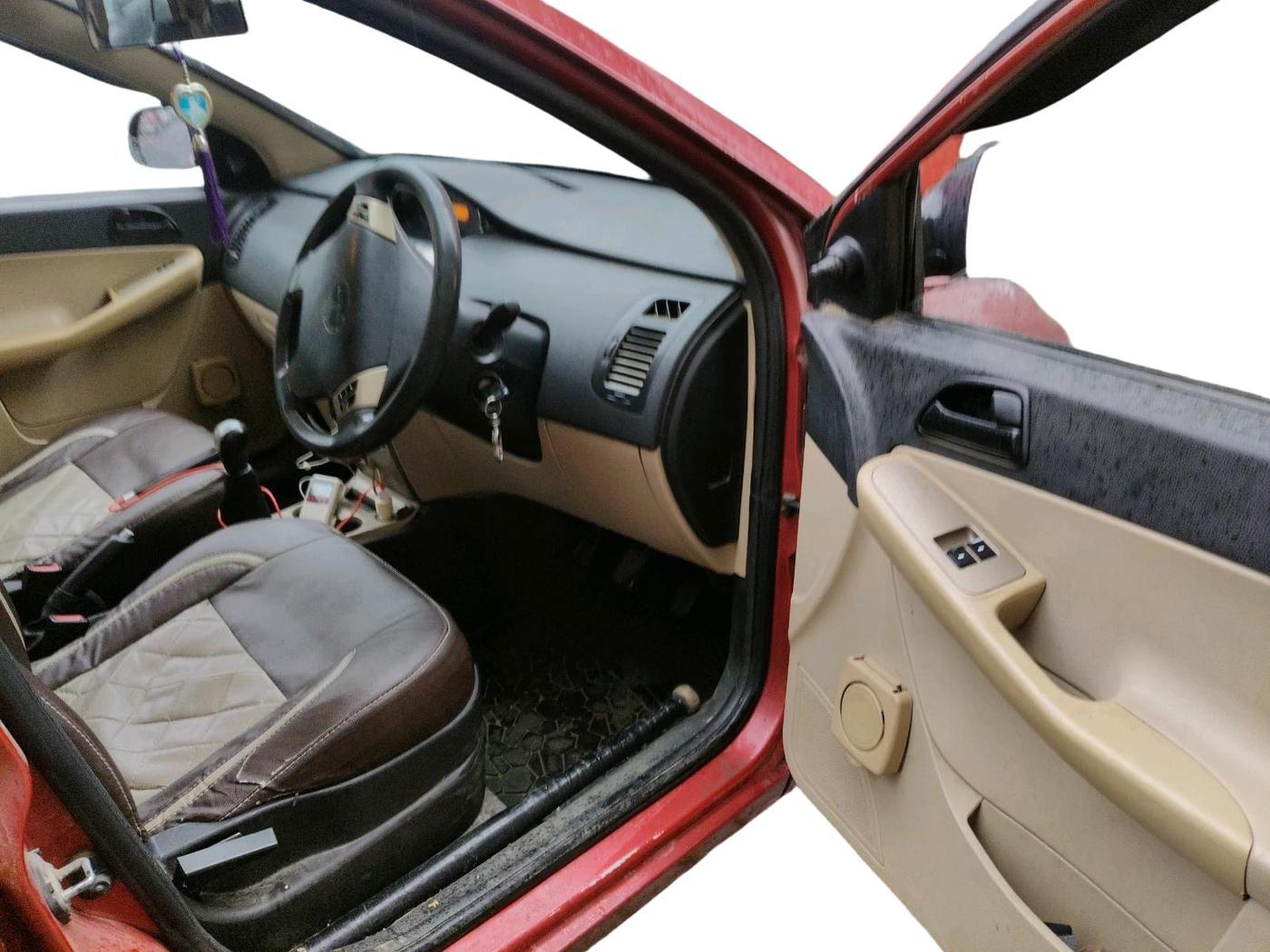 2012 Tata Indica Vista GLX SAFIRE65, Petrol, Manual, 91,421 km, interior