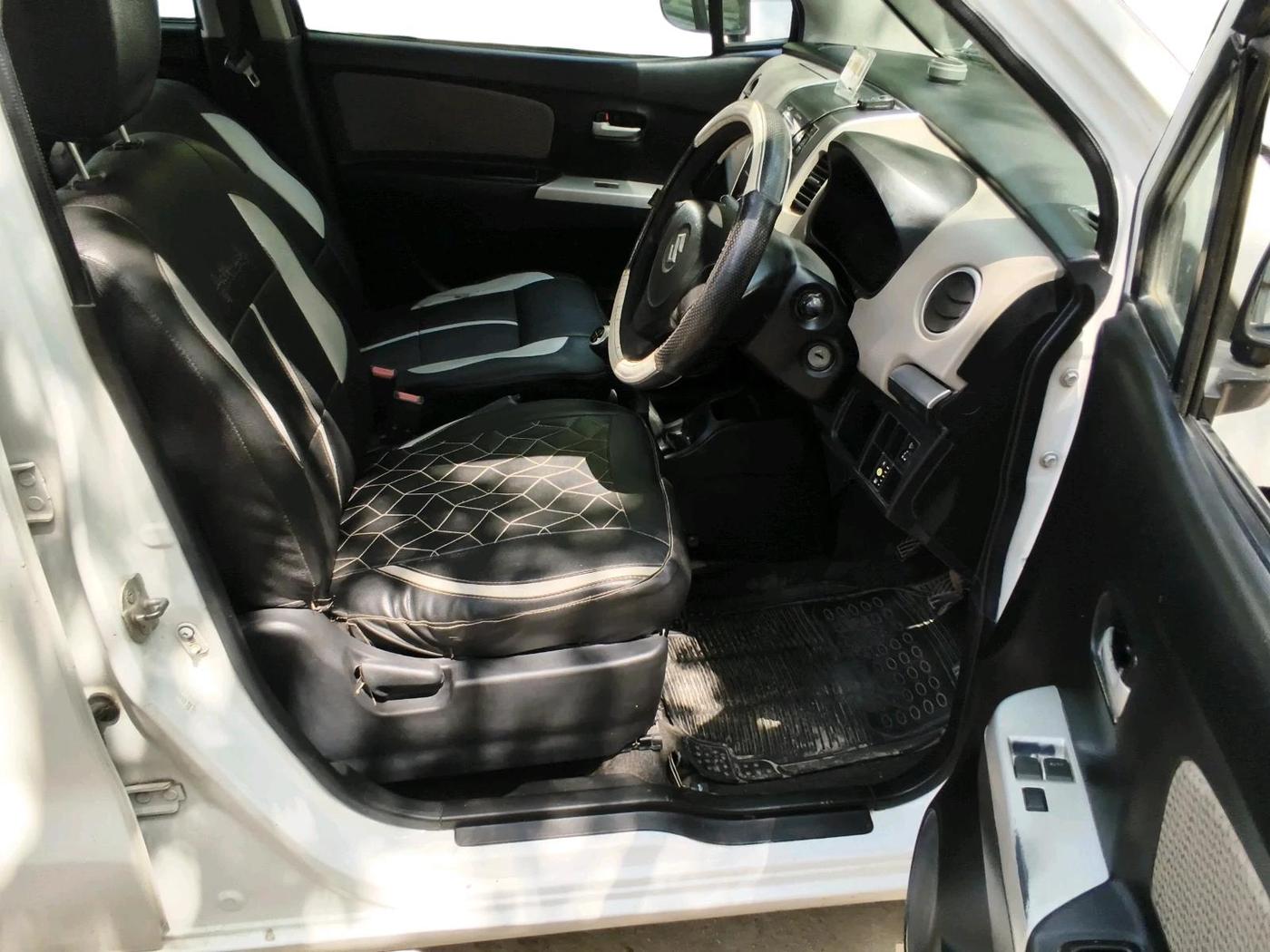 2014 Maruti Wagon R 1.0 LXI CNG, CNG, Manual, 95,800 km, interior