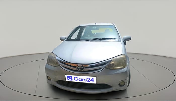 2011 Toyota Etios V, Petrol, Manual, 1,86,739 km, exterior