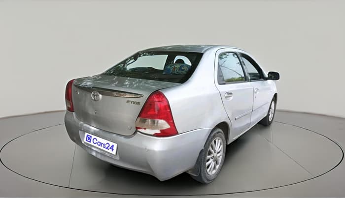 2011 Toyota Etios V, Petrol, Manual, 1,86,739 km, exterior