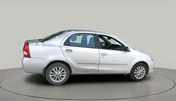 2011 Toyota Etios V, Petrol, Manual, 1,86,739 km, exterior
