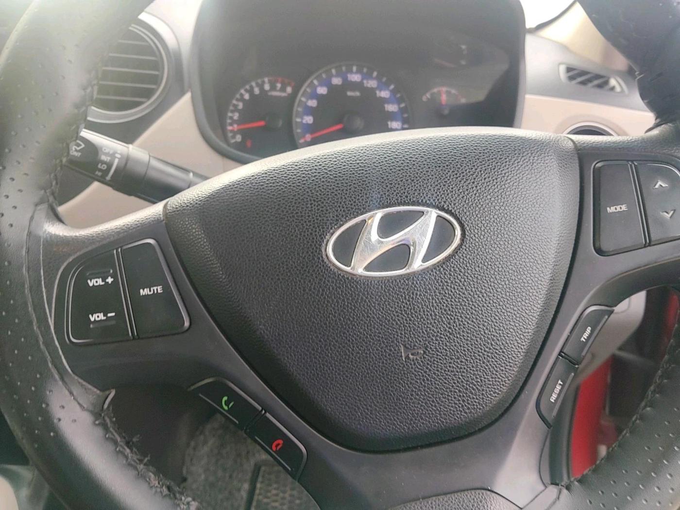 2014 Hyundai Xcent S 1.2, Petrol, Manual, 91,302 km, interior