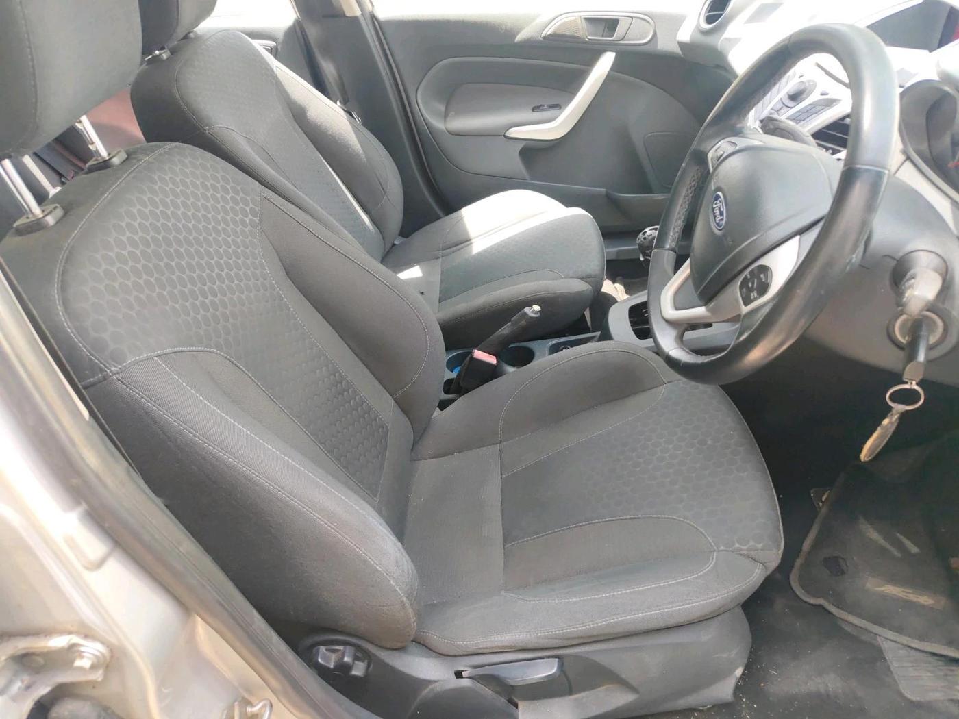 2011 Ford Fiesta TITANIUM PETROL, Petrol, Manual, 80,845 km, interior