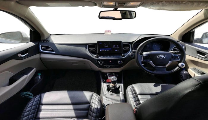 2022 Hyundai Verna SX 1.5 VTVT, Petrol, Manual, 35,910 km, interior