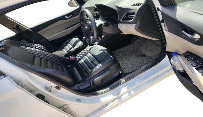 2022 Hyundai Verna SX 1.5 VTVT, Petrol, Manual, 35,910 km, interior