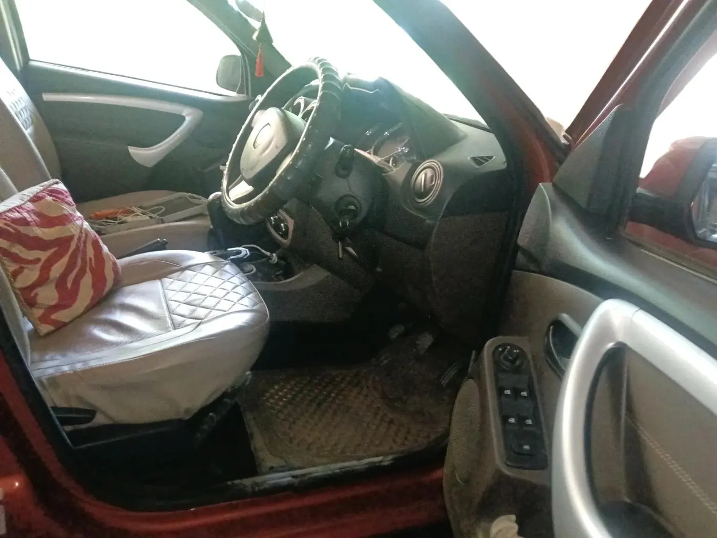 2017 Renault Duster 85 PS RXL DIESEL, Diesel, Manual, 93,236 km, interior