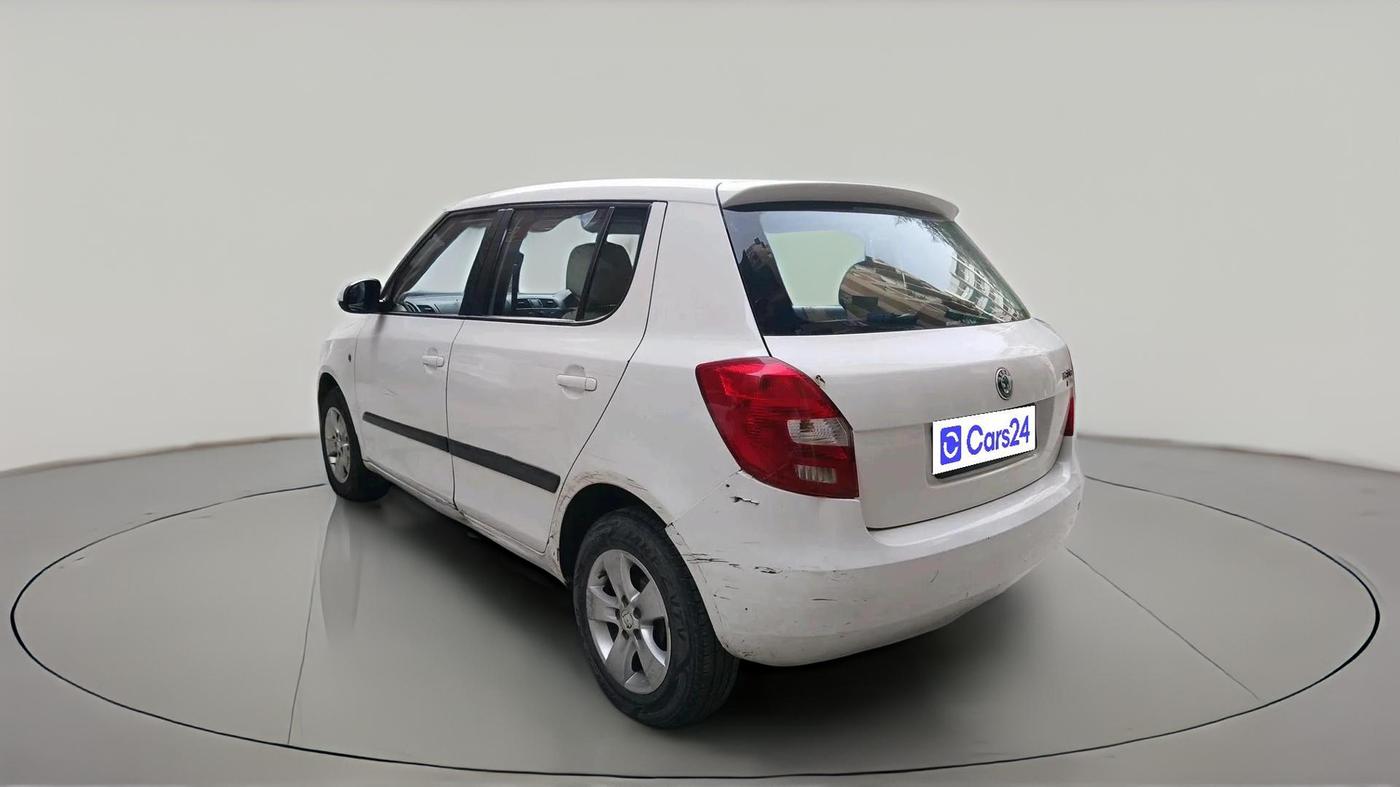 2011 Skoda Fabia ELEGANCE 1.2 MPI, Petrol, Manual, 73,069 km, exterior