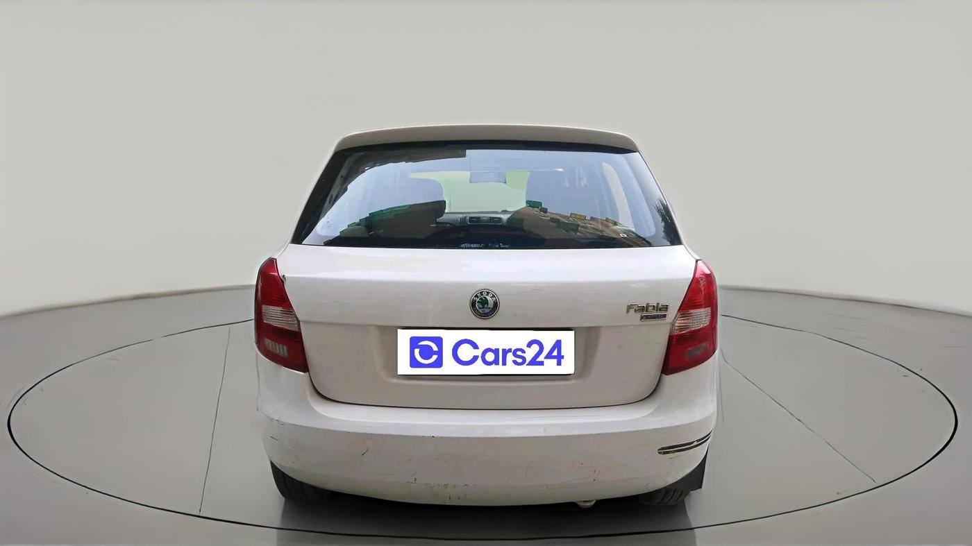 2011 Skoda Fabia ELEGANCE 1.2 MPI, Petrol, Manual, 73,069 km, exterior