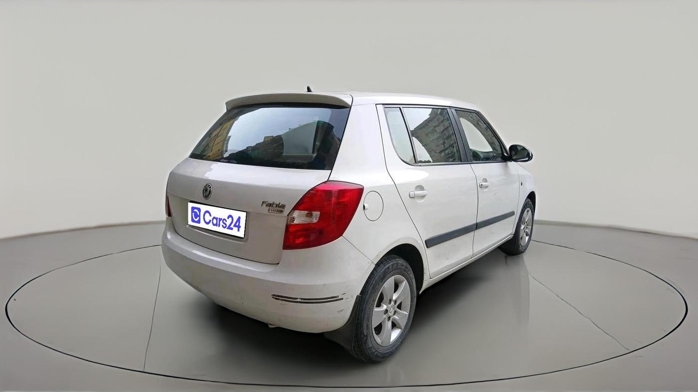 2011 Skoda Fabia ELEGANCE 1.2 MPI, Petrol, Manual, 73,069 km, exterior