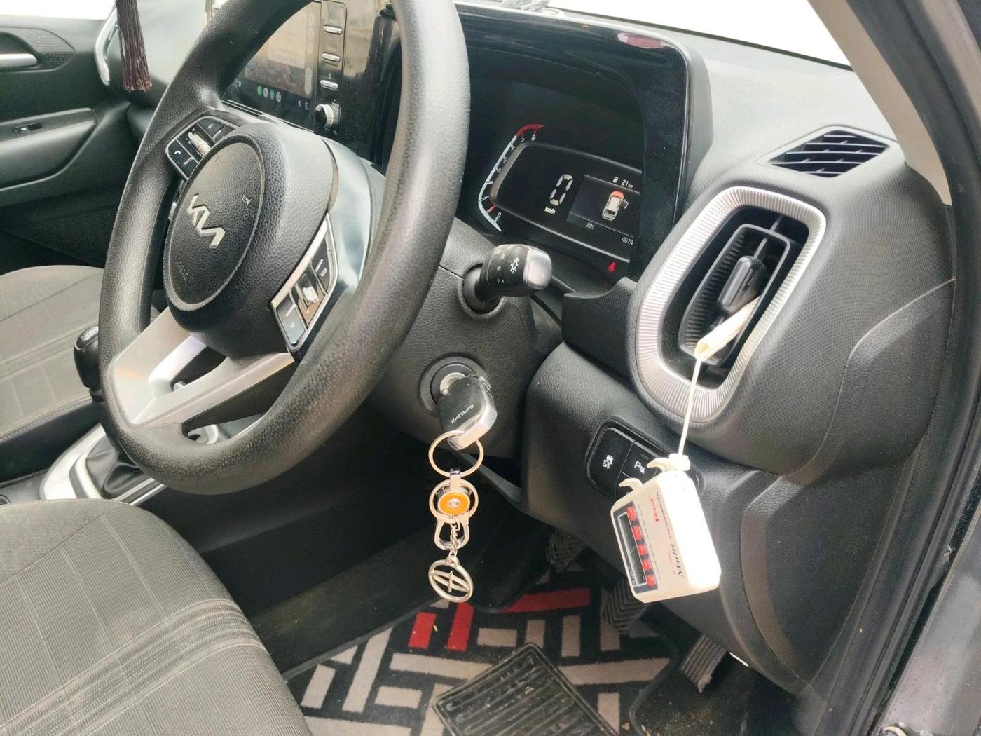 2024 KIA SONET HTK 1.2 PETROL MT, Petrol, Manual, 46,746 km, interior