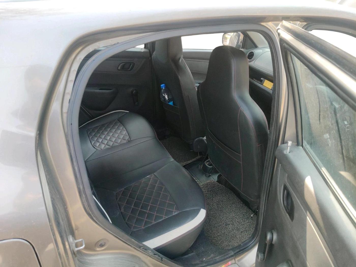 2016 Renault Kwid RXT 1.0 AMT, CNG, Automatic, 81,613 km, interior