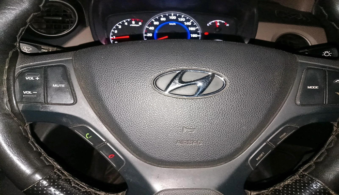 2016 Hyundai Grand i10 SPORTZ 1.1 CRDI, Diesel, Manual, 83,853 km, interior