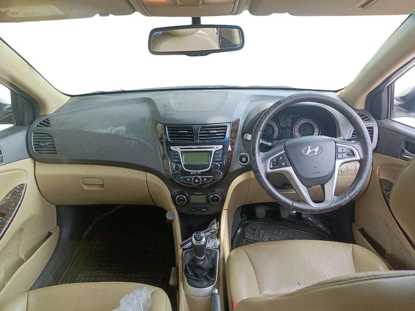 2013 Hyundai Verna FLUIDIC 1.6 VTVT SX OPT, Petrol, Manual, 58,622 km, interior