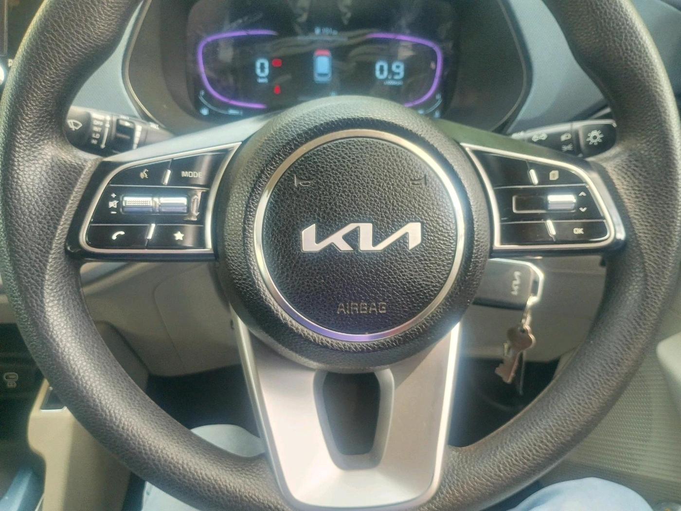 2024 KIA CARENS Premium (O) 1.5 Petrol 7 STR, Petrol, Manual, 17,858 km, interior