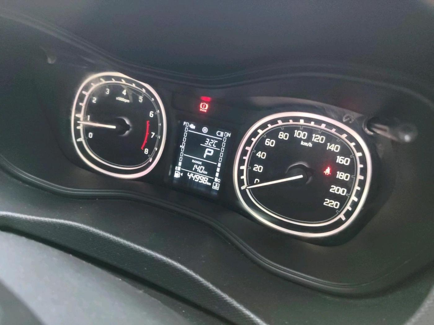 2022 Maruti Vitara Brezza ZXI AT SHVS, Petrol, Automatic, 44,998 km, interior