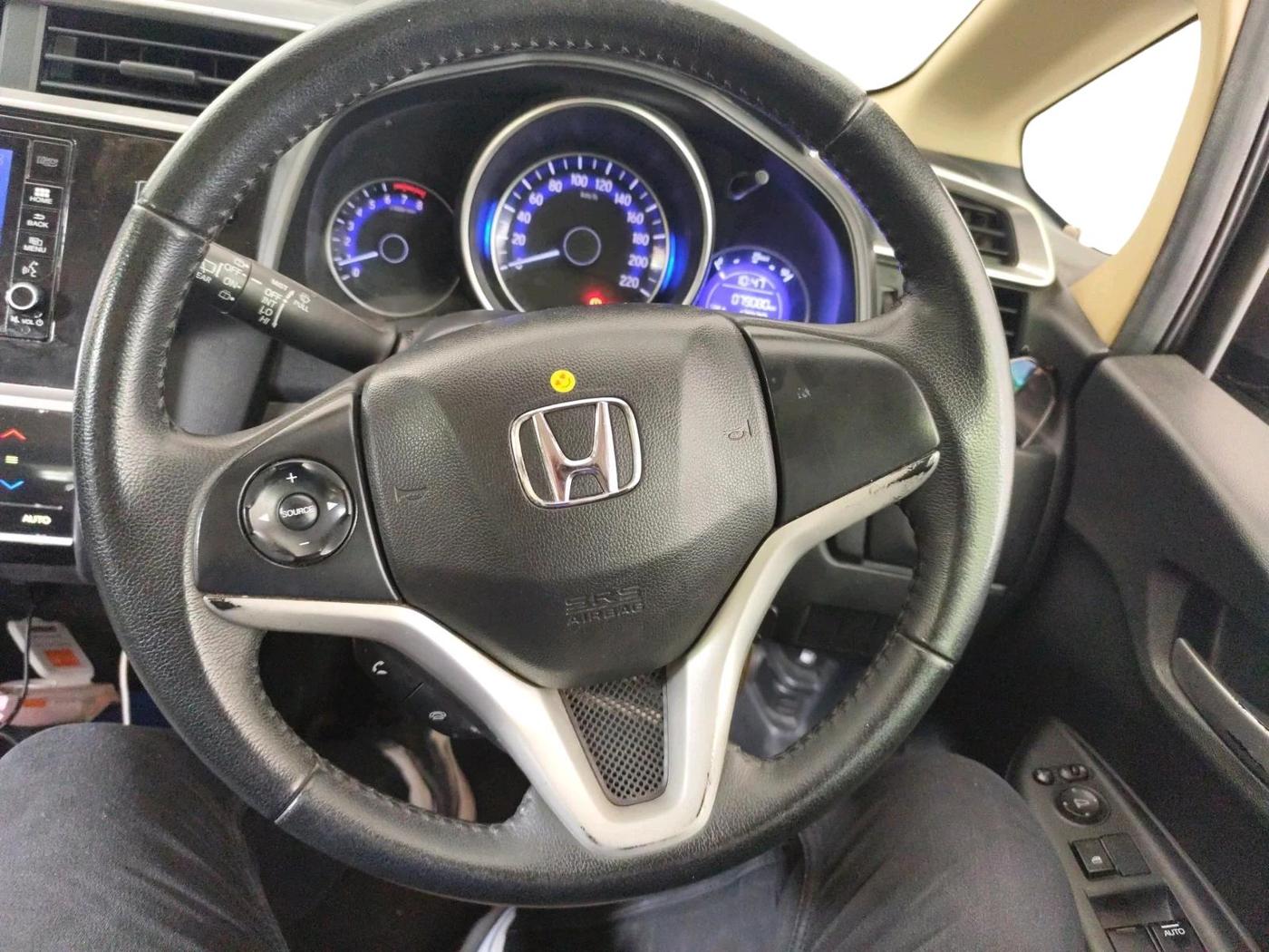 2017 Honda Jazz 1.2L I-VTEC V, Petrol, Manual, 79,080 km, interior
