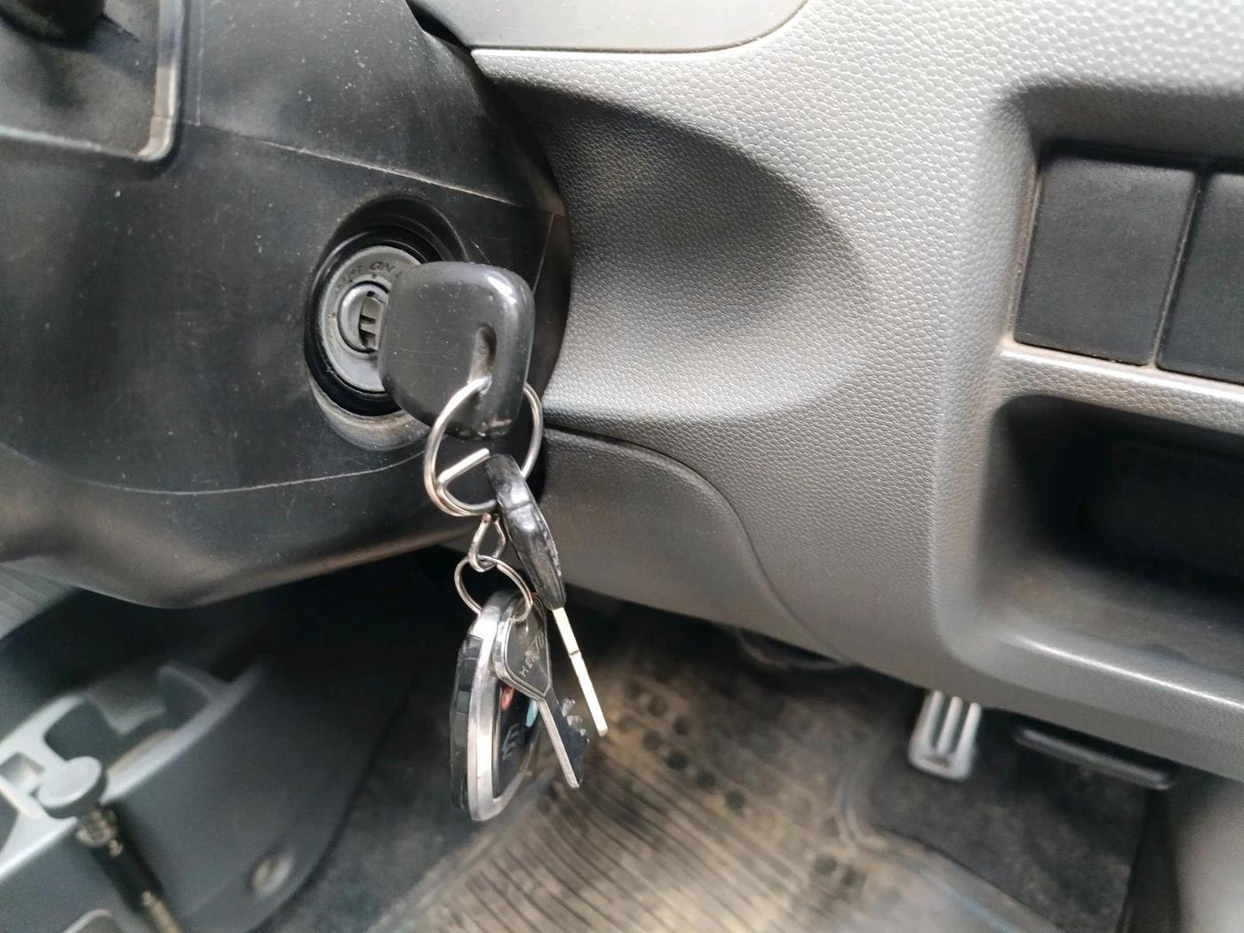2013 Maruti Alto 800 LXI, Petrol, Manual, 75,938 km, interior