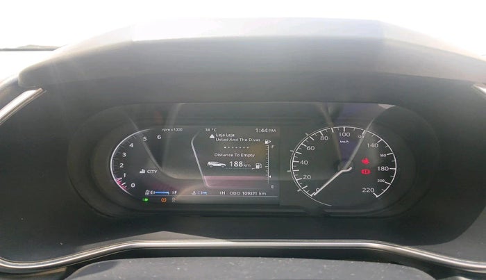 2021 Tata Safari XZ PLUS, Diesel, Manual, 1,09,371 km, interior