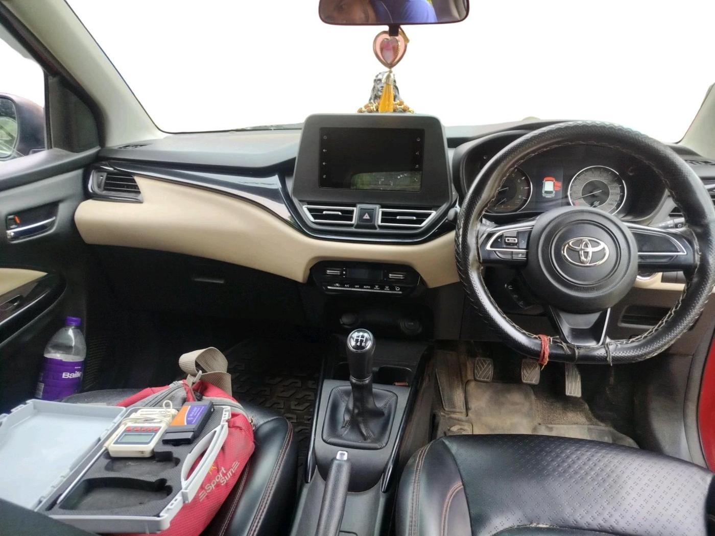2023 Toyota Glanza G, Petrol, Manual, 59,781 km, interior