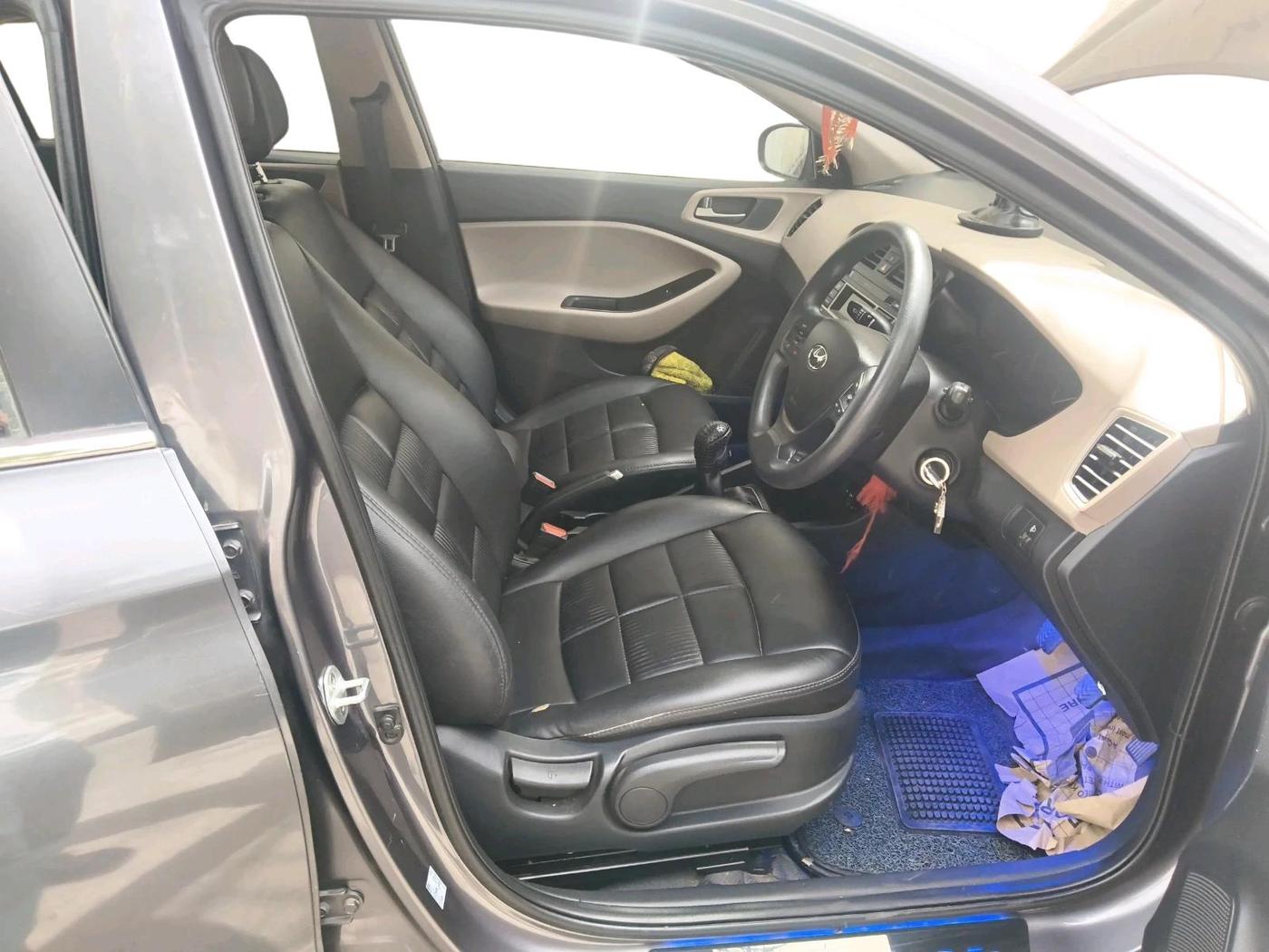 2016 Hyundai Elite i20 SPORTZ 1.2, Petrol, Manual, 21,790 km, interior