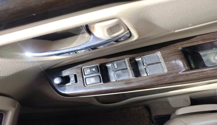 2017 Maruti Ciaz ZDI+ SHVS, Diesel, Manual, 1,79,086 km, interior