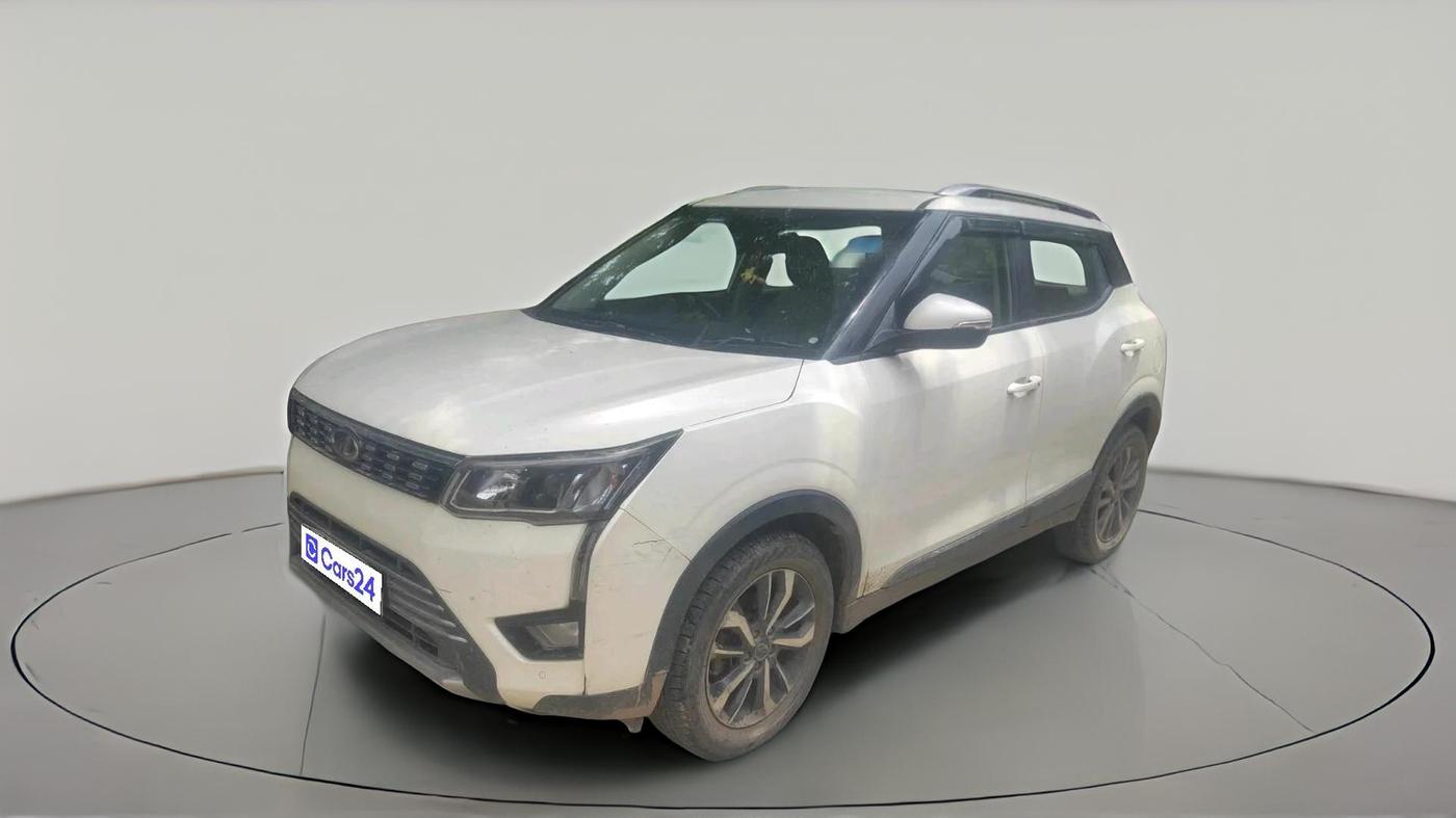 2019 Mahindra XUV300 W8 (O) 1.2 PETROL, Petrol, Manual, 56,130 km, exterior