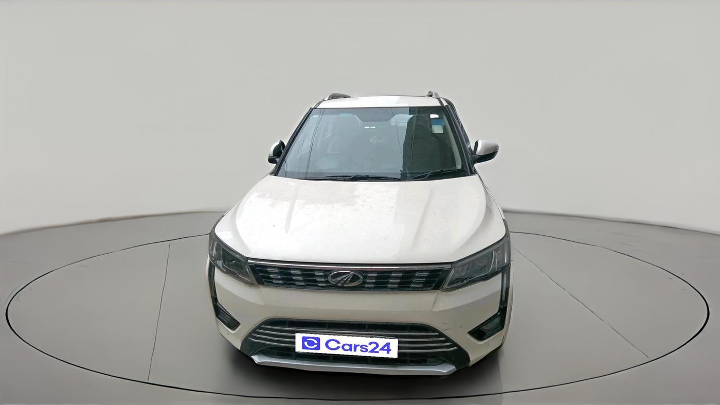 2019 Mahindra XUV300 W8 (O) 1.2 PETROL, Petrol, Manual, 56,130 km, exterior