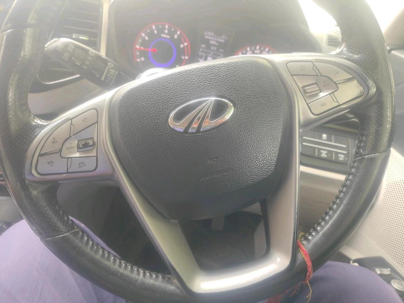 2019 Mahindra XUV300 W8 (O) 1.2 PETROL, Petrol, Manual, 56,130 km, interior