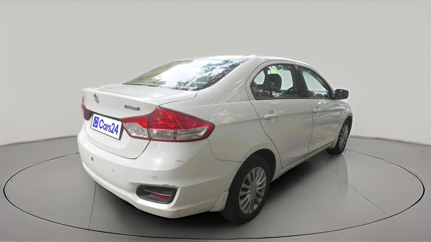 2022 Maruti Ciaz SIGMA 1.5 SHVS MT  PETROL, Petrol, Manual, 56,070 km, exterior