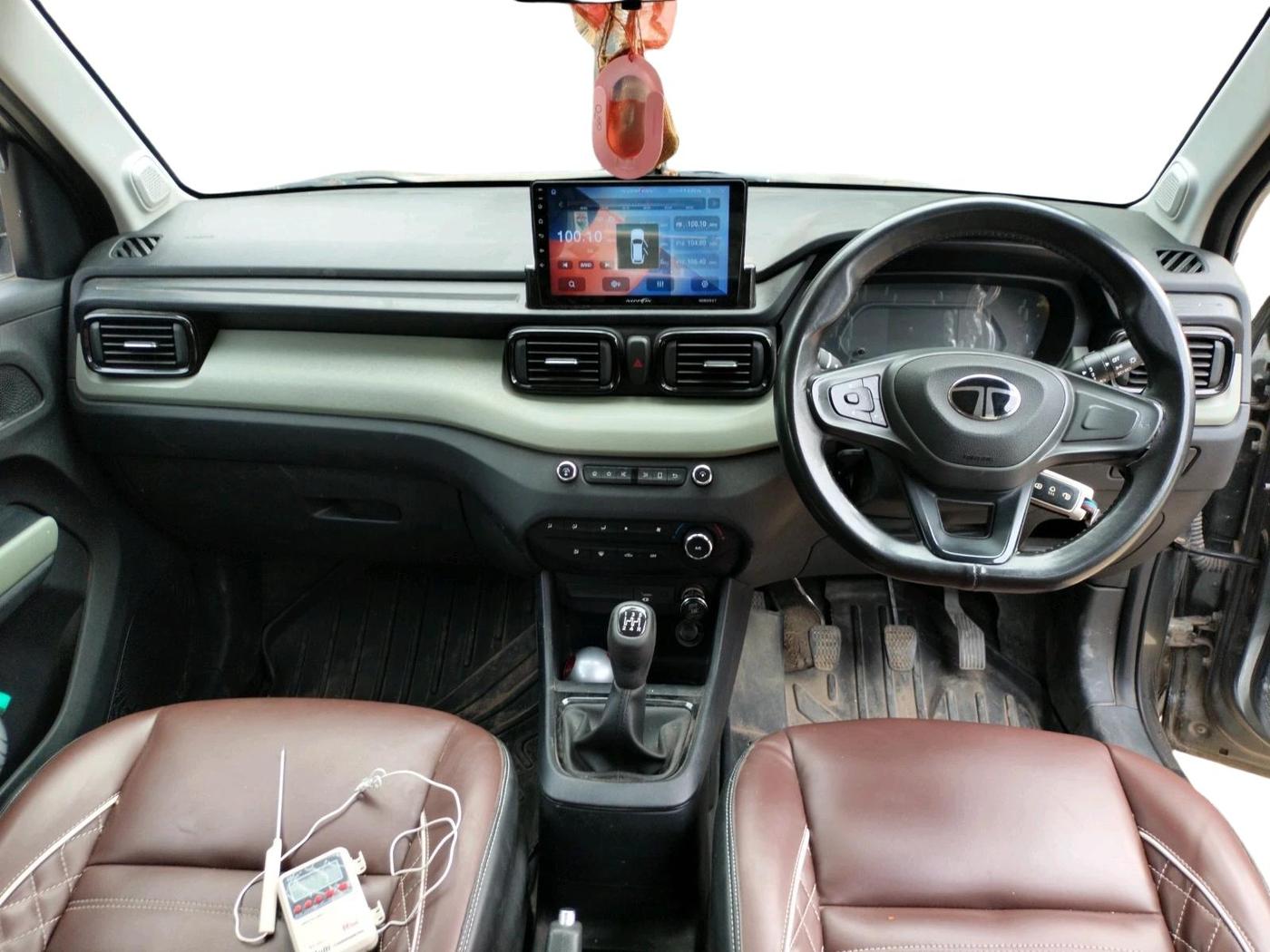 2024 Tata PUNCH ADVENTURE MT CNG , CNG, Manual, 13,068 km, interior