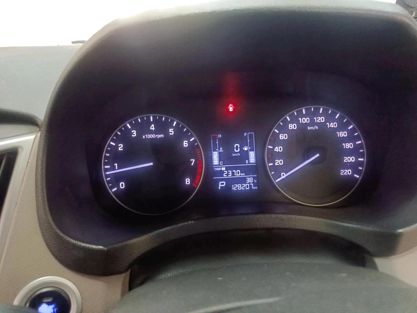2017 Hyundai Creta SX PLUS AT 1.6 PETROL, Petrol, Automatic, 1,28,207 km, interior